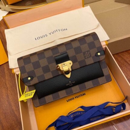 L Collection Chain Wallet